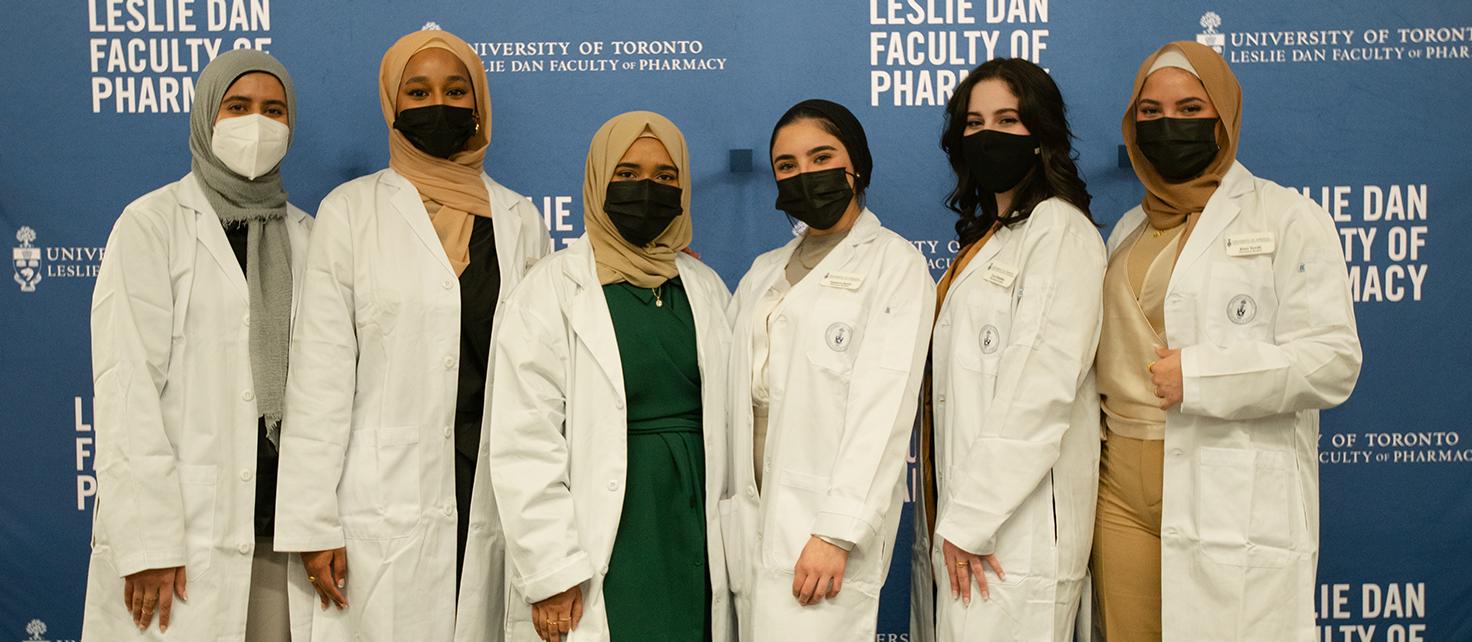 2T5 Students at white coat ceremony