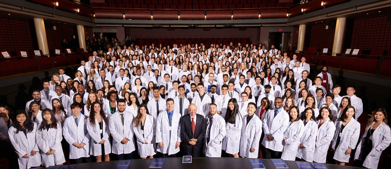 Group shot of PharmD class of 2t3