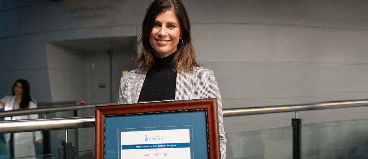 Portrait of Associate Dean Academic Jamie Kellar with President's Teaching Award