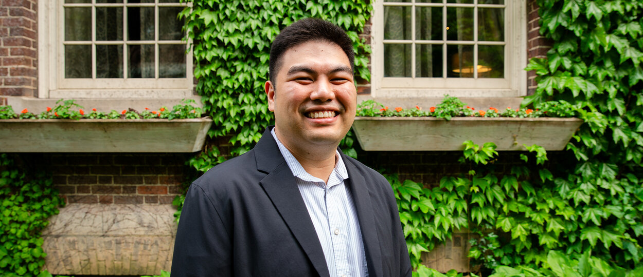 Albert Villaluna, 2T5 PharmD for Pharmacists graduate