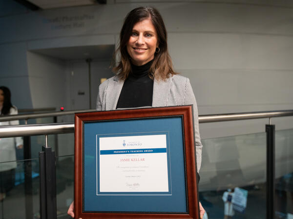 Portrait of Associate Dean Academic Jamie Kellar with President's Teaching Award