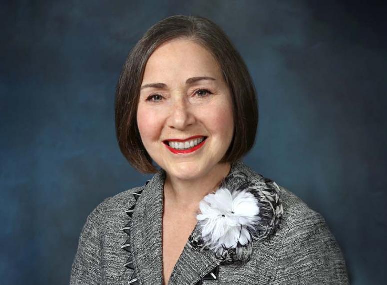 carolyn_keystone.jpg Portrait of Alumnus Carolyn Keystone
