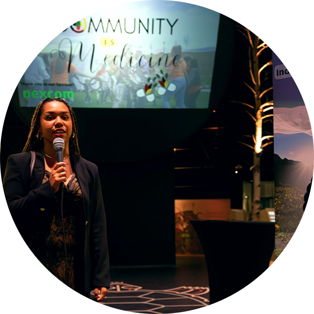 Tyiesha Wright, a second-year PharmD student at the Leslie Dan Faculty of Pharmacy speaking at the Community is Medicine event at the Wendake urban reserve near Quebec City.